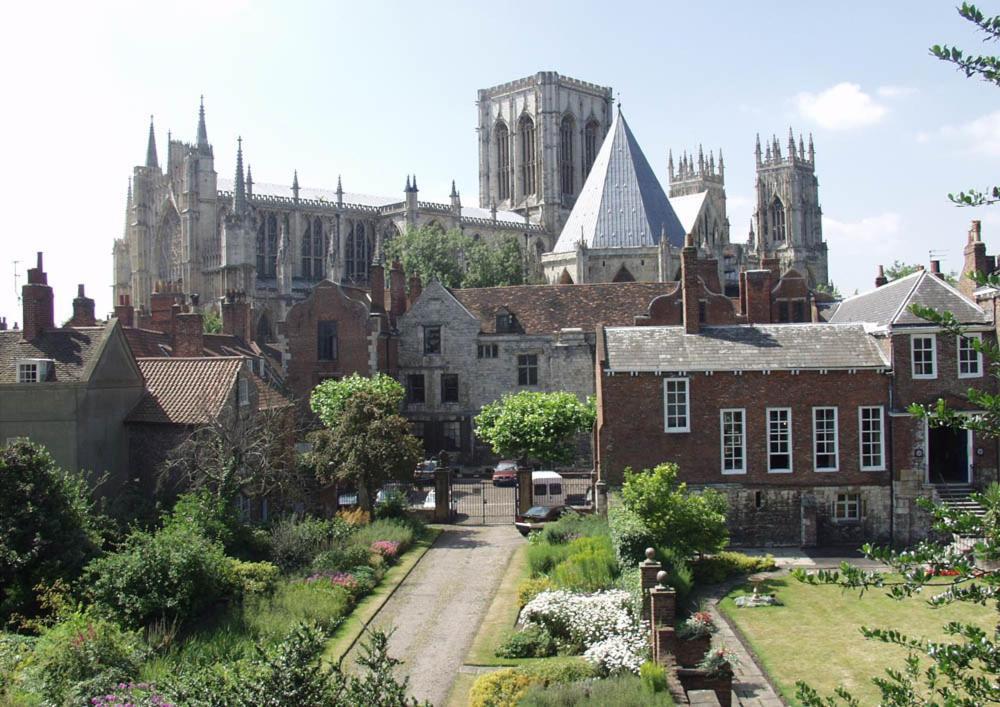 Minster View Apartment At Talbot Court, ยอร์ค ภายนอก รูปภาพ